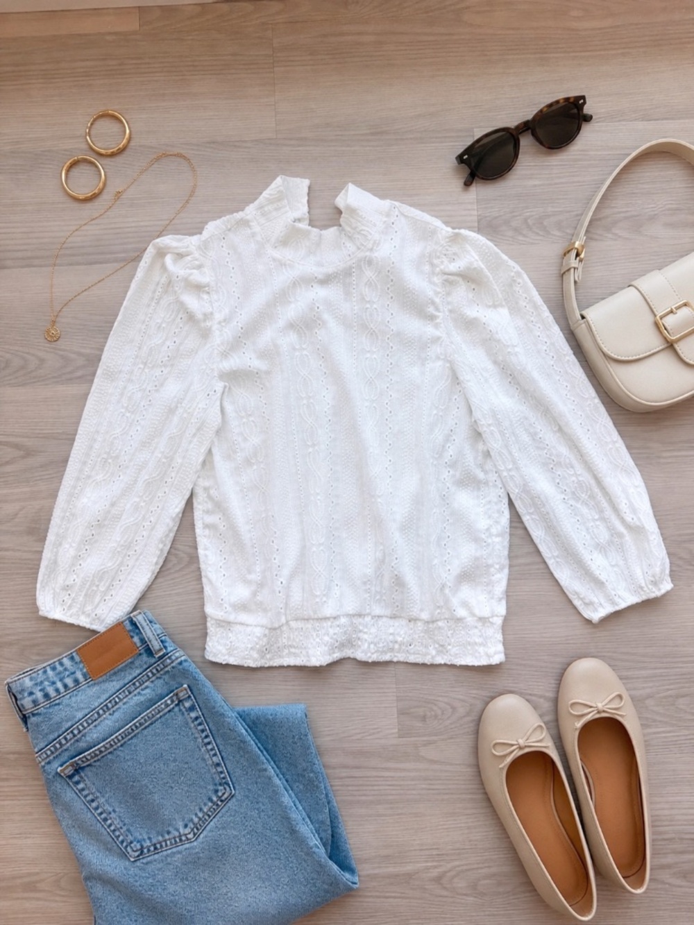 Eyelet Long Sleeve Mock Neck Top - Reitmans - Size Small